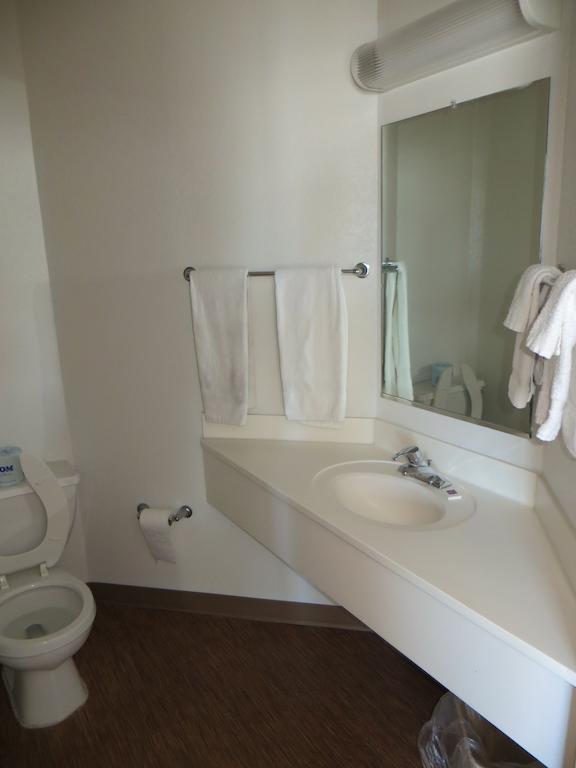 Motel 6-Minonk, Il Zimmer foto